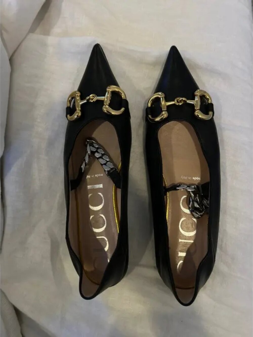 Gucci Women’s Black Leather Pointed Toe Flats – Gold Horsebit Detail - Picture 3 of 4